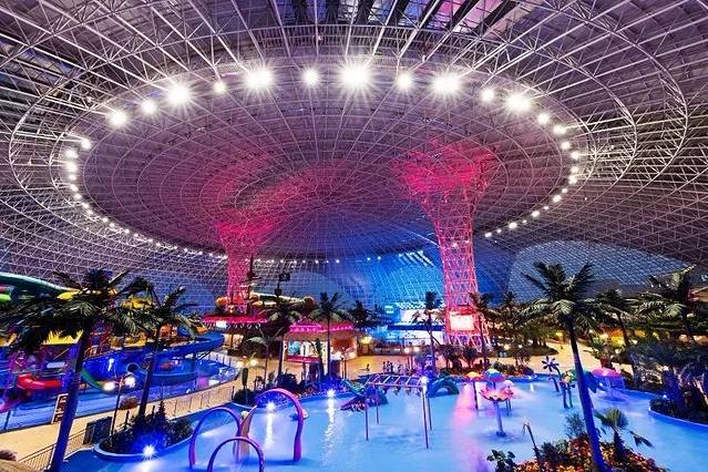 西部恐龙水乐园室内温泉馆