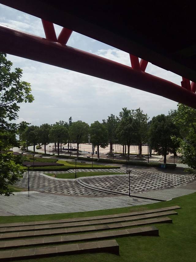 江滨文化主题公园