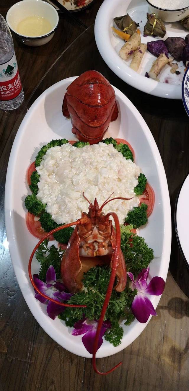 映湘红主题餐厅