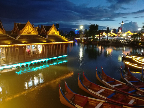 湄公河·六国水上市场旅游景点图片
