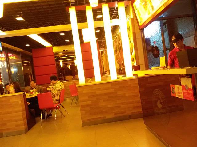 尊宝比萨(新市店)