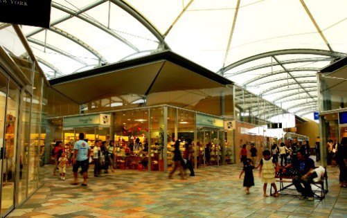 轻井泽王子购物广场