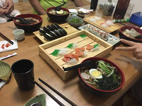 鹤之家日本料理·活鳗鱼料理(台东八路店)旅游景点图片