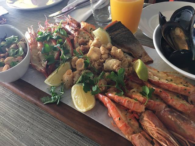 Two Oceans Restaurant