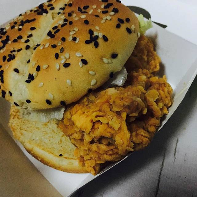 德克士(康平路店)