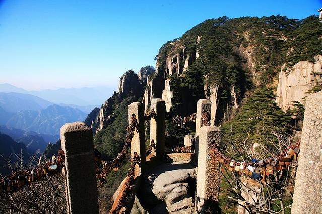黄山风景区-武松打虎
