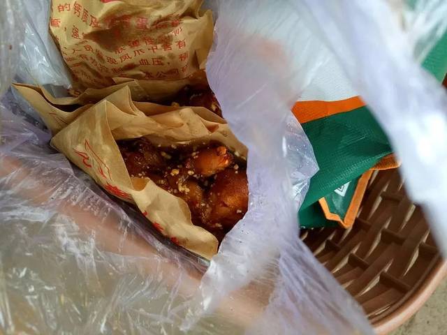 方燕烤猪蹄·鸡翅包饭(汝州店)