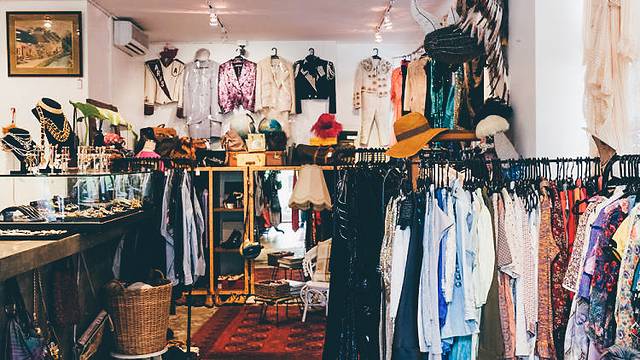 Museum of Everything Jinglebell