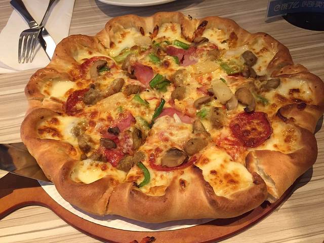 必胜客(胜利路万达店)