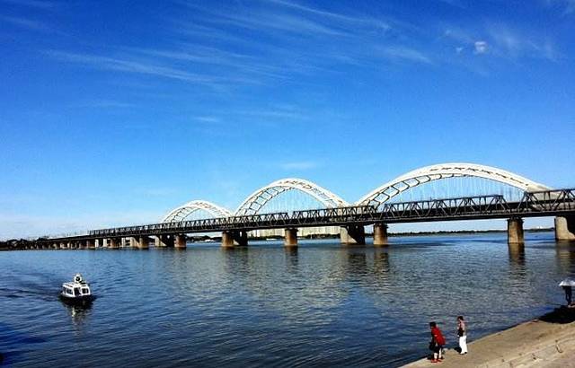 松花江公路大桥