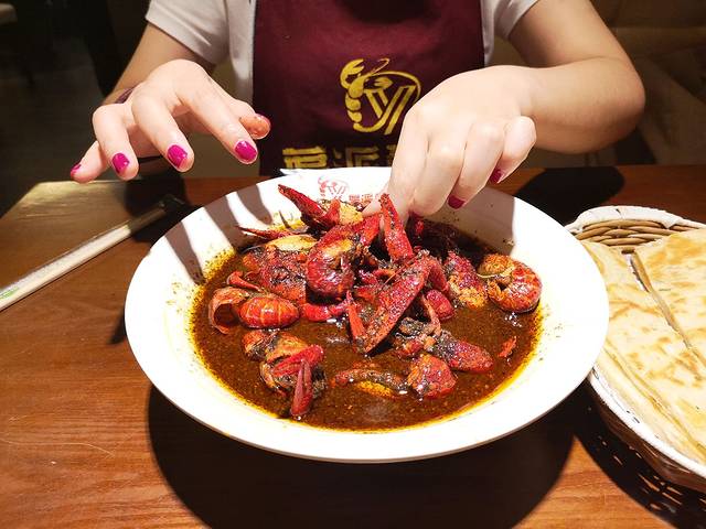 叶派龙虾·青岛菜(合肥路店)