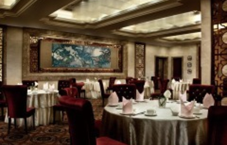 武汉天禄华美达广场酒店·雅景阁旋转餐厅