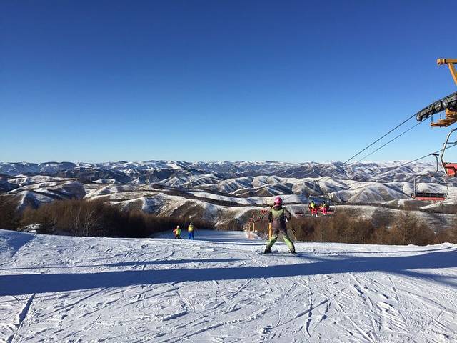 长城岭滑雪场