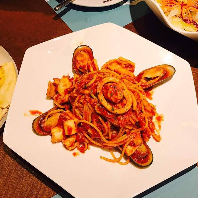 AMORE PIZZA爱意披萨(盛京大奥莱店)