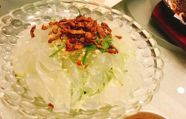 满庭芳煮酒小厨