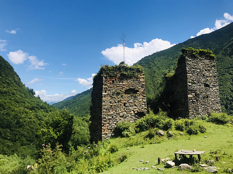 嗦朗驴友部落户外露营基地旅游景点图片