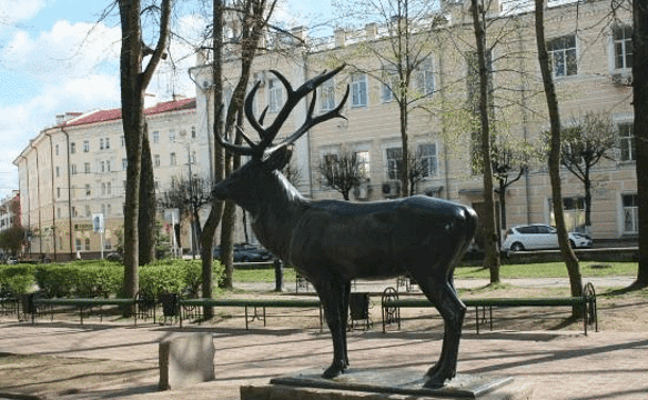 Sculpture Deer旅游景点图片