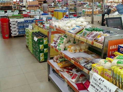 华联超市(鞍山路店)旅游景点图片