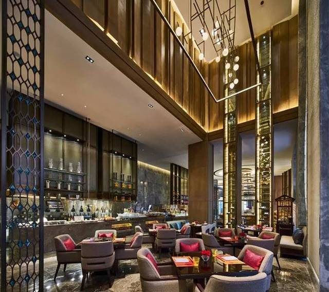 青岛融创施柏阁酒店·Béla Béla西餐厅