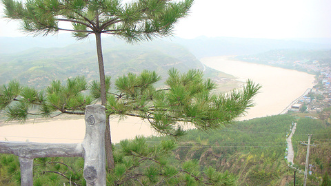 黄河三峡母亲峰景区的图片