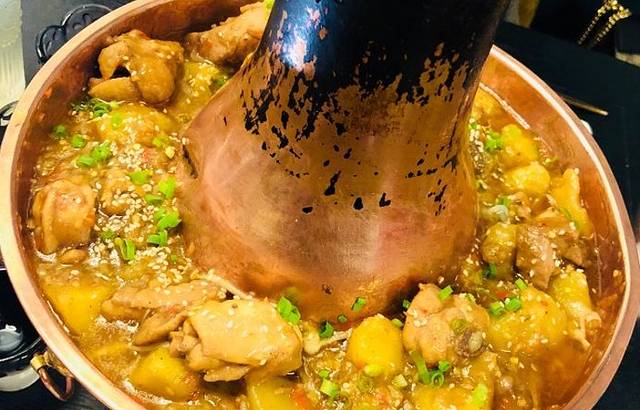 火燒雲傣家菜·绿野幻境云(静安店)