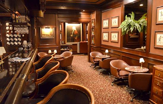 Hy's Steak House - Waikiki