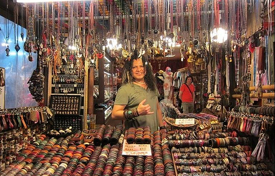 TUMI HOUSE拉丁美洲手工皮饰精品旅游景点图片