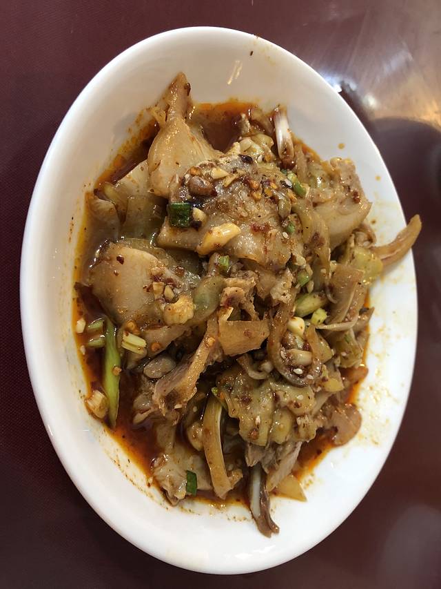 西岭雪山勇艳农庄