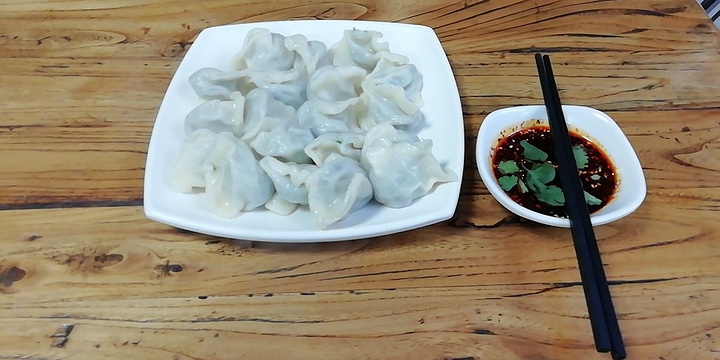 易初连花食中天美食广场旅游景点图片