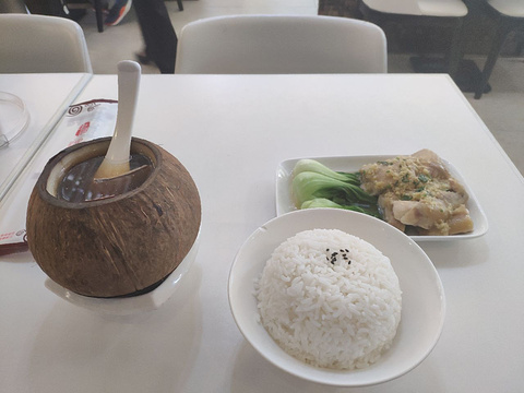 中图·三亚椰子鸡汤