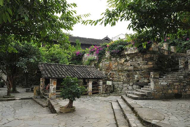 何应钦故居(何家大院)