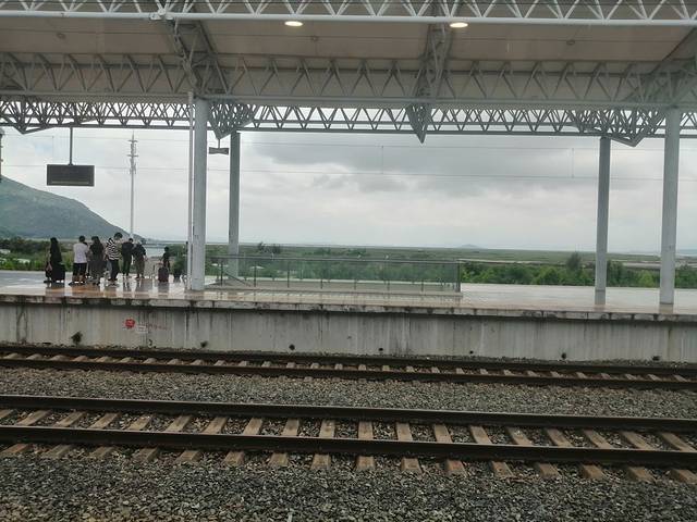 雁荡山站