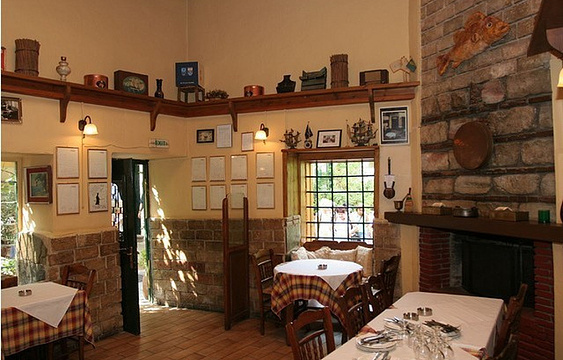 The Old Tavern of Psarras旅游景点图片