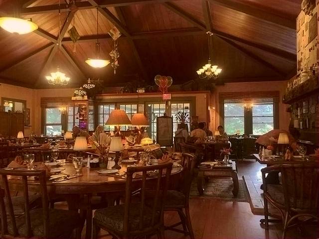Kilauea Lodge and Restaurant