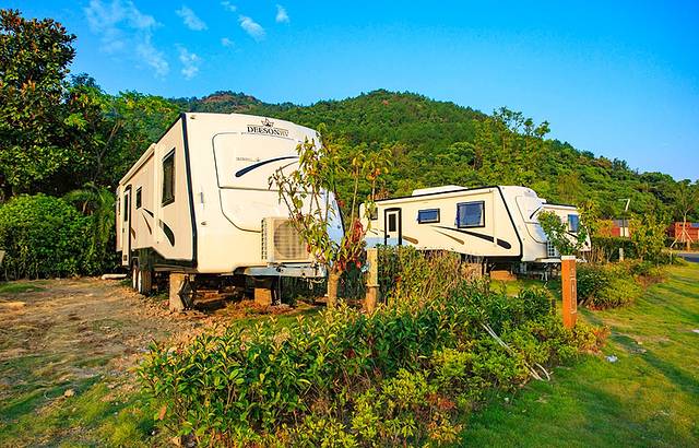 天际线(三圣花乡)房车露营地