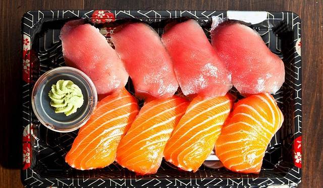 Tsuruya Yoshinobu Kayujaya