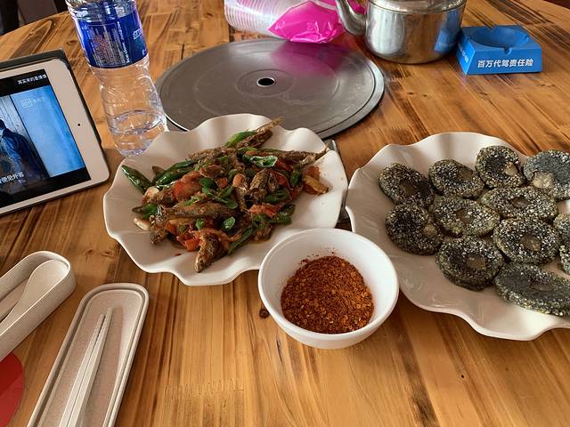 布依六月六餐馆