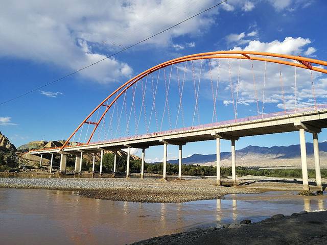 贵德黄河大桥