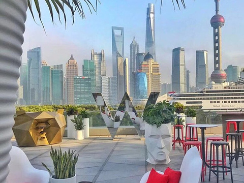 上海外滩W酒店·池畔酒吧 WET® Bar旅游景点图片