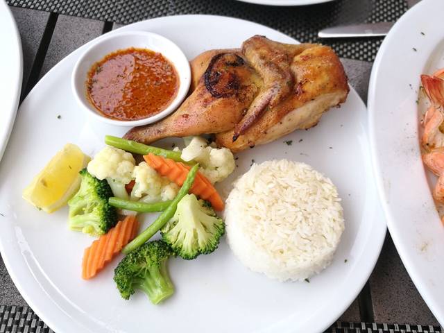 The Cliff Bar and Grill