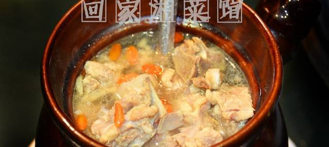 回家乡湘菜馆(凌奥店)