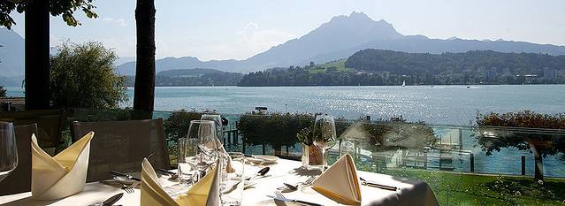 HERMITAGE Beach Club