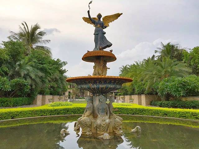 海棠湾海中海高尔夫球场