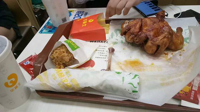 华莱士·全鸡汉堡(唐人街餐厅)