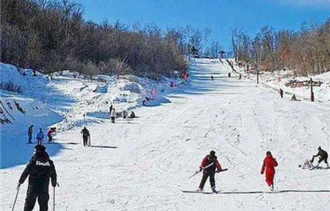 亚布力滑雪场的图片