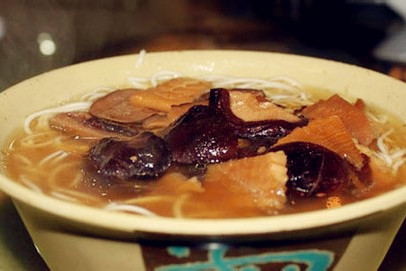 贺莉嫂北二巷香菇芙蓉面(抗大商厦店)