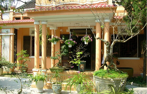 Tha Om Garden House