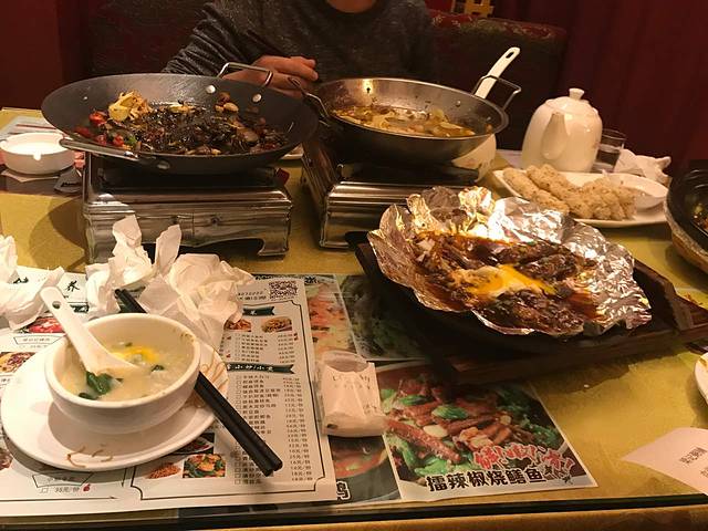 梁记粥铺(监利店)