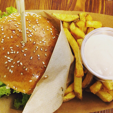Regal Burger的图片