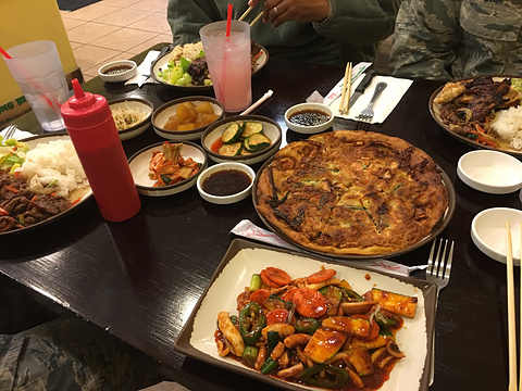 Juns Korean Restaurant旅游景点图片